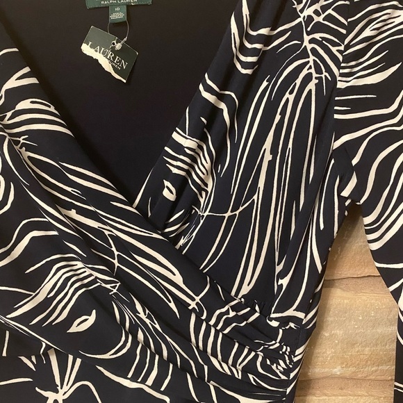 Lauren Ralph Lauren Women's Size 10 Black & White Jersey Sheath Dress Faux Wrap - Picture 12 of 15